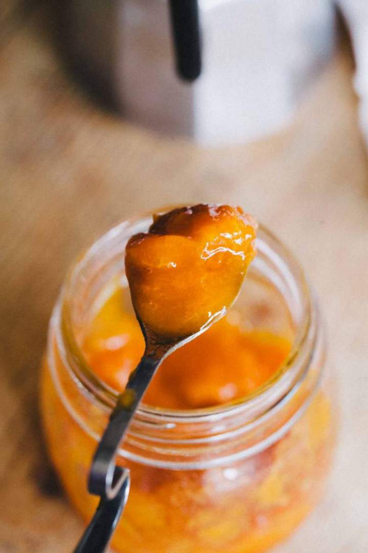 Delicious texture of Apricot jam with vanilla