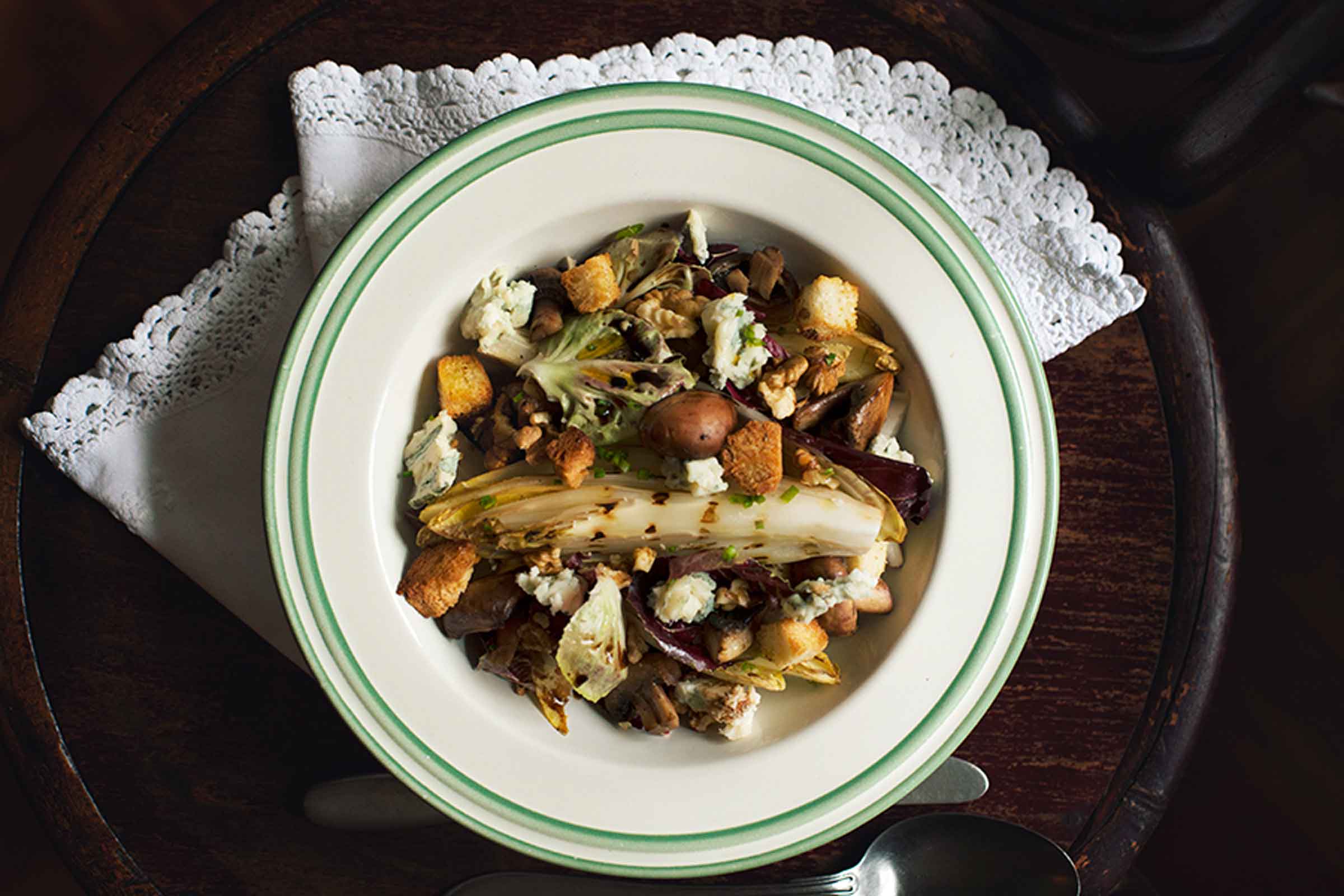 Salad with grilled chicory and blue cheese Jernej Kitchen