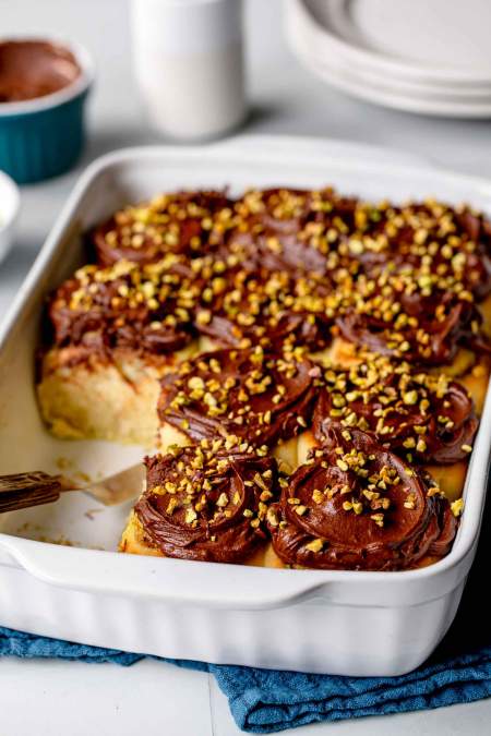 Pistachio Chocolate Rolls (Dubai-inspired)