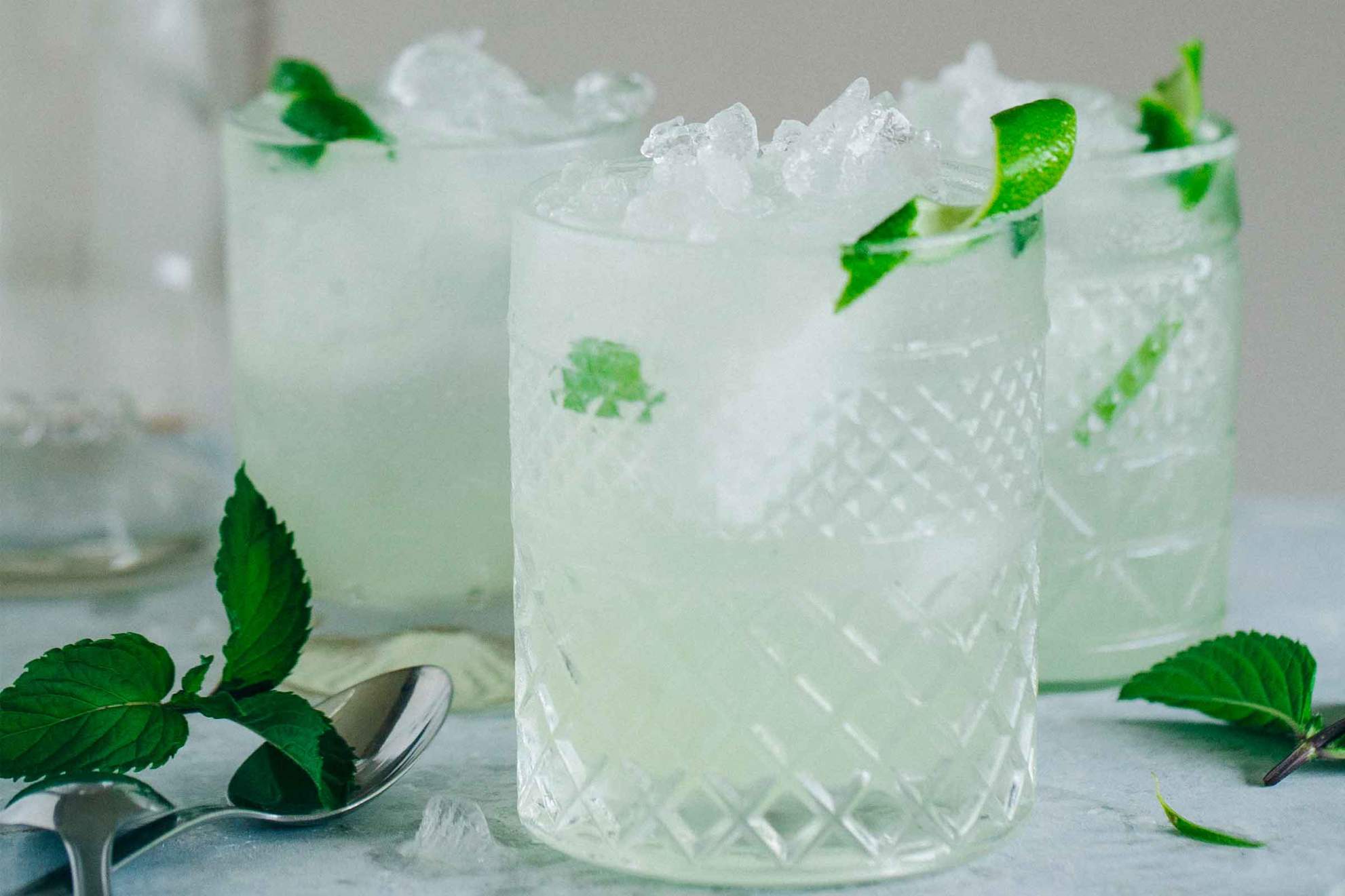 Elderflower mojito cocktail | Jernej Kitchen