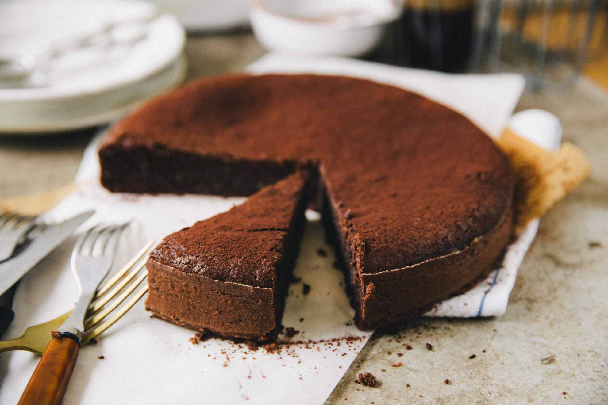 Flourless espresso chocolate cake | Jernej Kitchen
