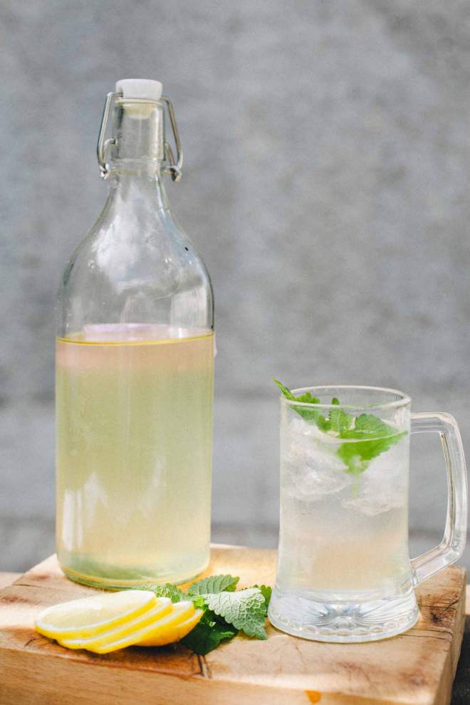 Elderflower cordial in a glass with lemon