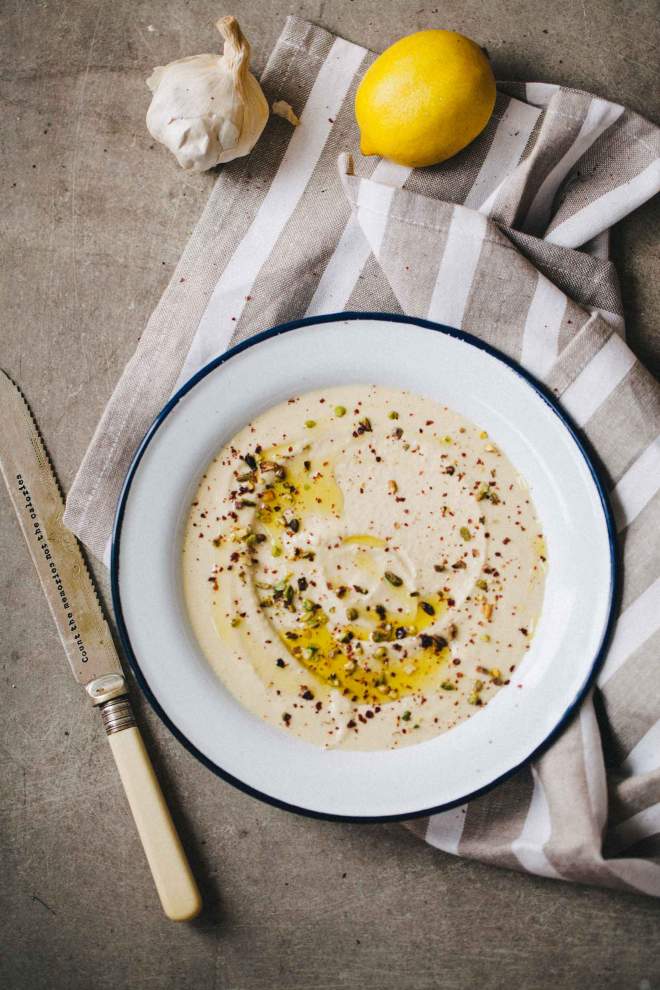 Hummus with olive oil and pistachios