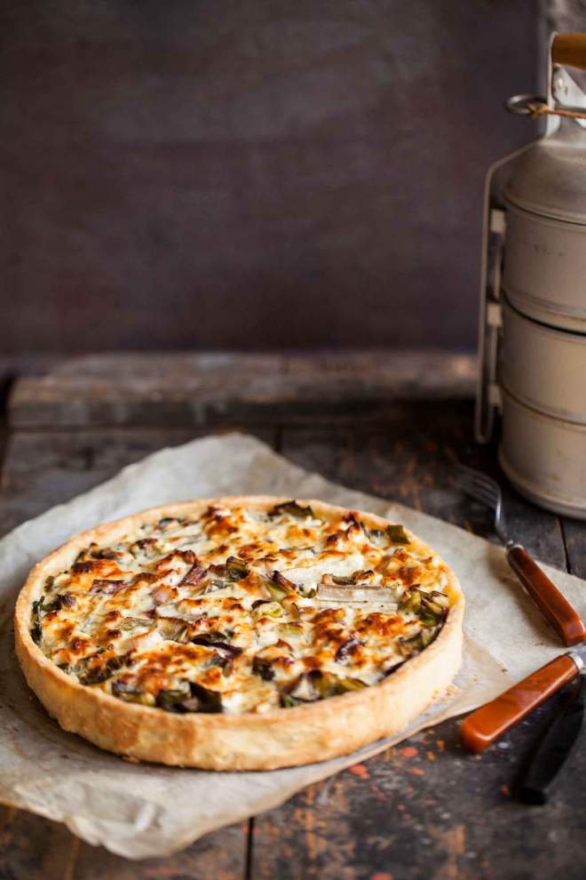 Soft cheese and vegetables tart