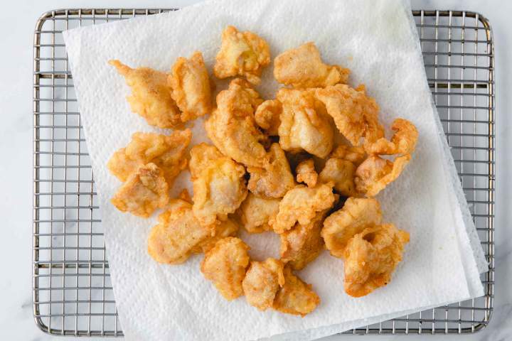 Deep fried chicken for Sweet and Sour Chicken with Pineapple