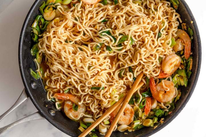 Ginger Scallion Noodles with Shrimp