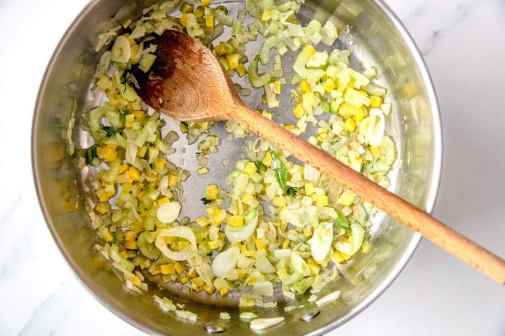 Making Vegetarian Minestrone Soup with Pasta at home