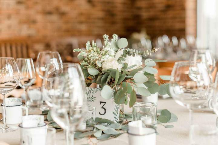 Our intimate spring wedding reception by jernejkitchen.com