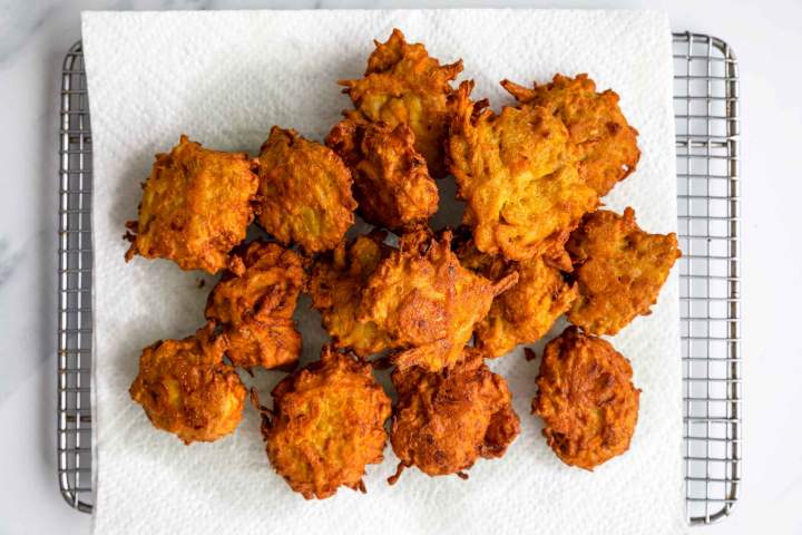 Fried Carrot Fritters (Pakora)
