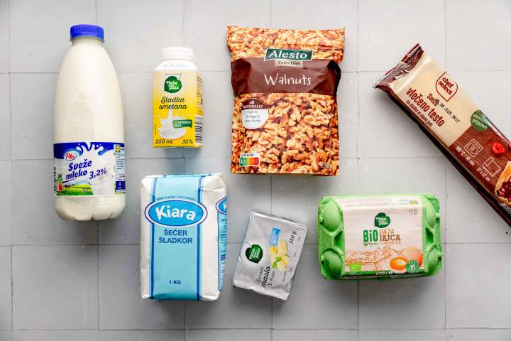 Walnut Crinkle Cake ingredients