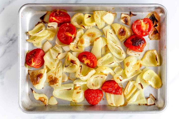 roasting vegetables for Pepper Tomato Sauce
