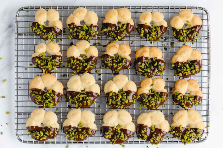 Spritz cookies with Chocolate and Pistachios