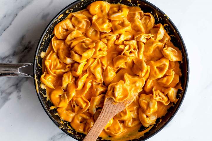 Tortellini with Pumpkin Sauce