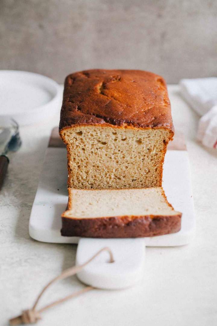 Banana bread with cream cheese frosting