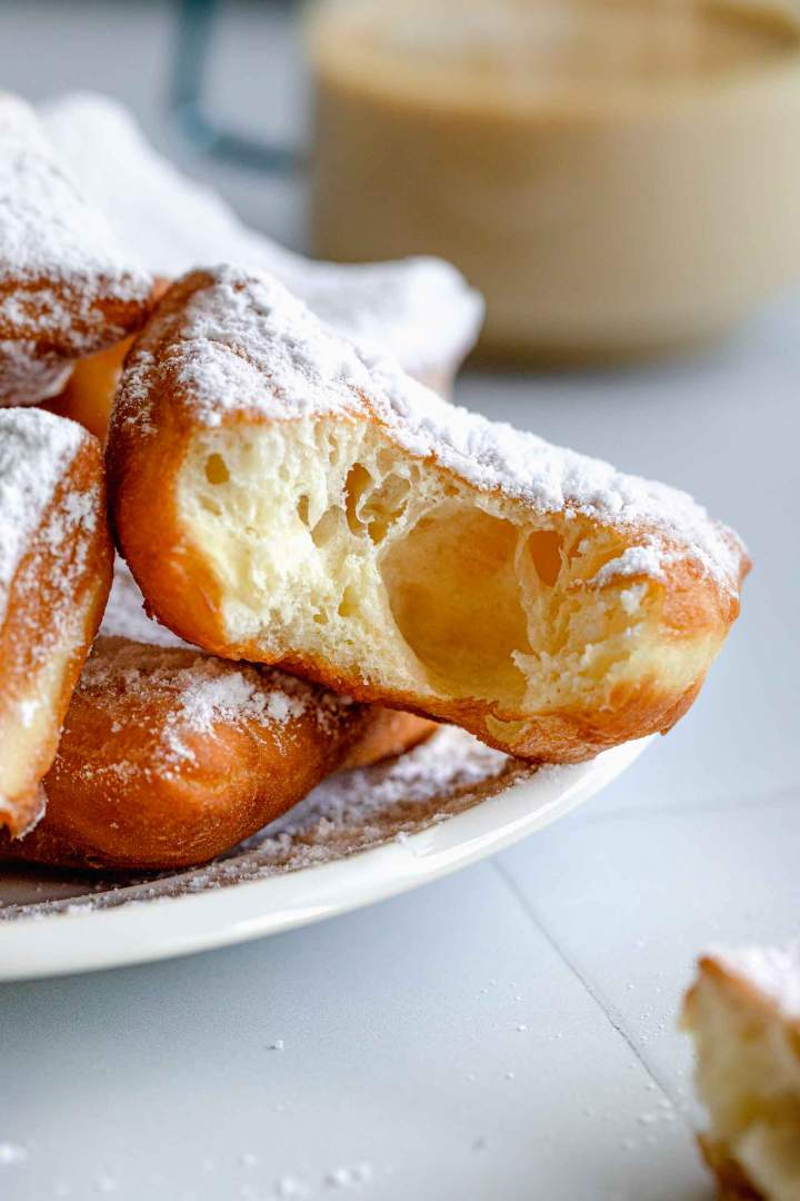 Beignets (Puhasti ocvrti kvadratki)