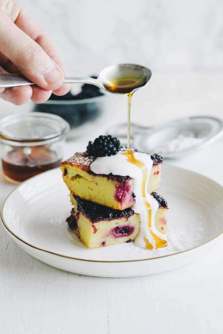 Blackberry Ricotta and Olive Oil Bars from jernejkitchen.com