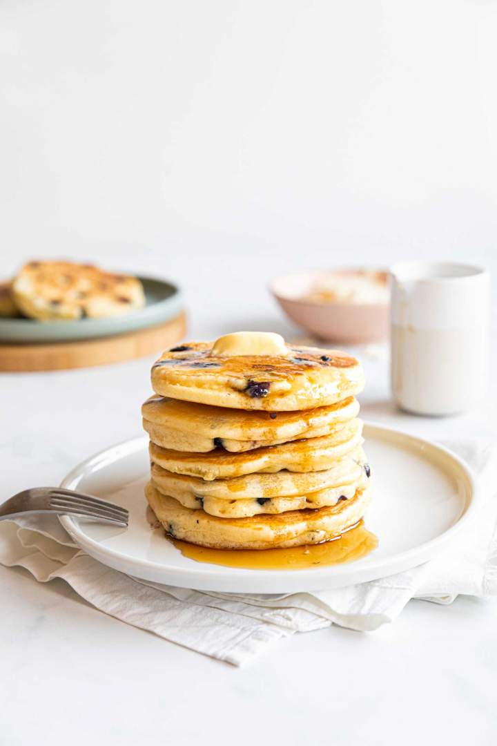 Fluffy Blueberry Pancakes with Kefir