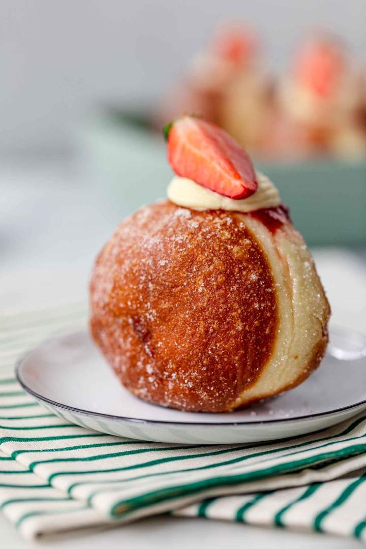 Strawberry Cream Doughnuts