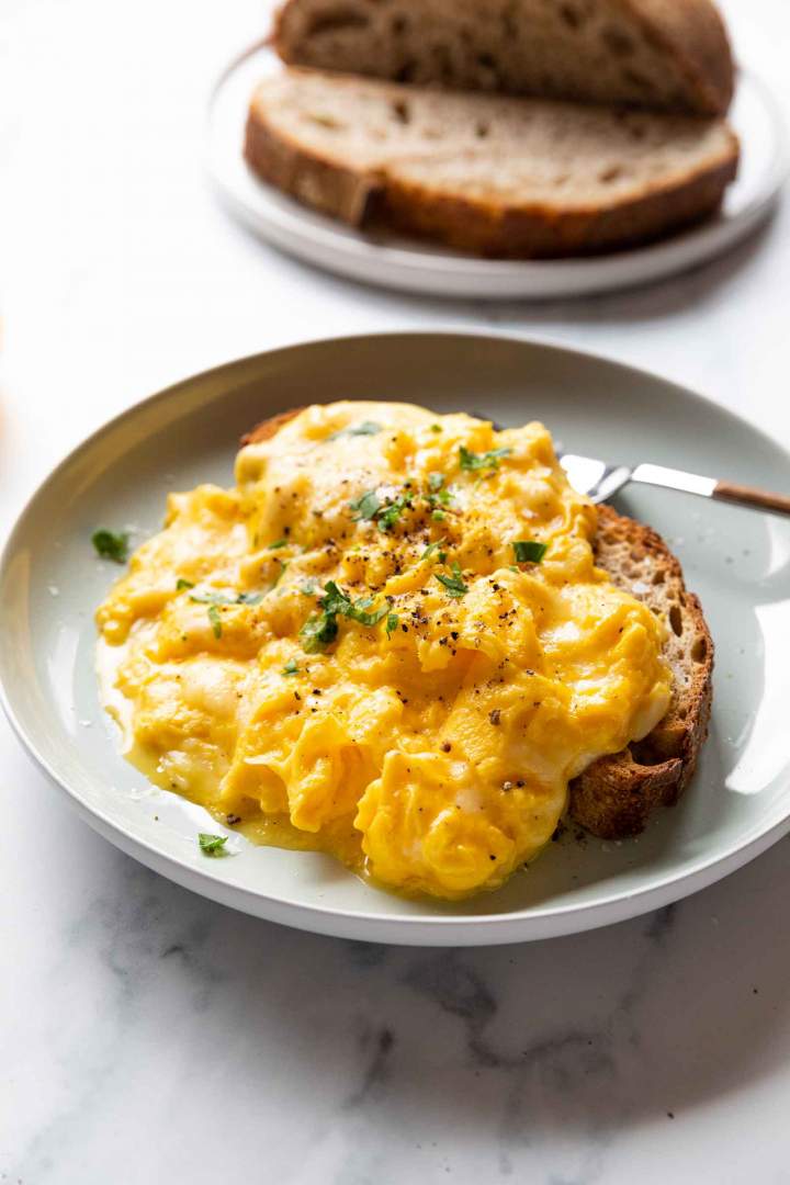 Cheesy Scrambled Eggs recipe