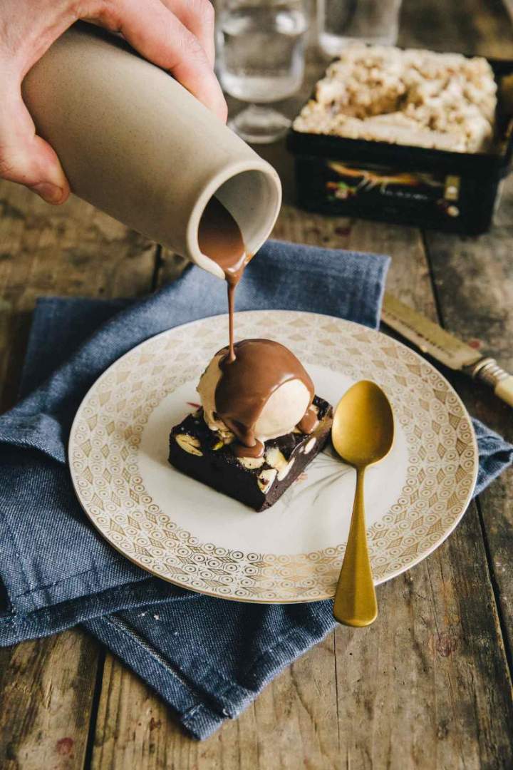 Chocolate brownies with Hazelnut Ice Cream | jernejkitchen.com 