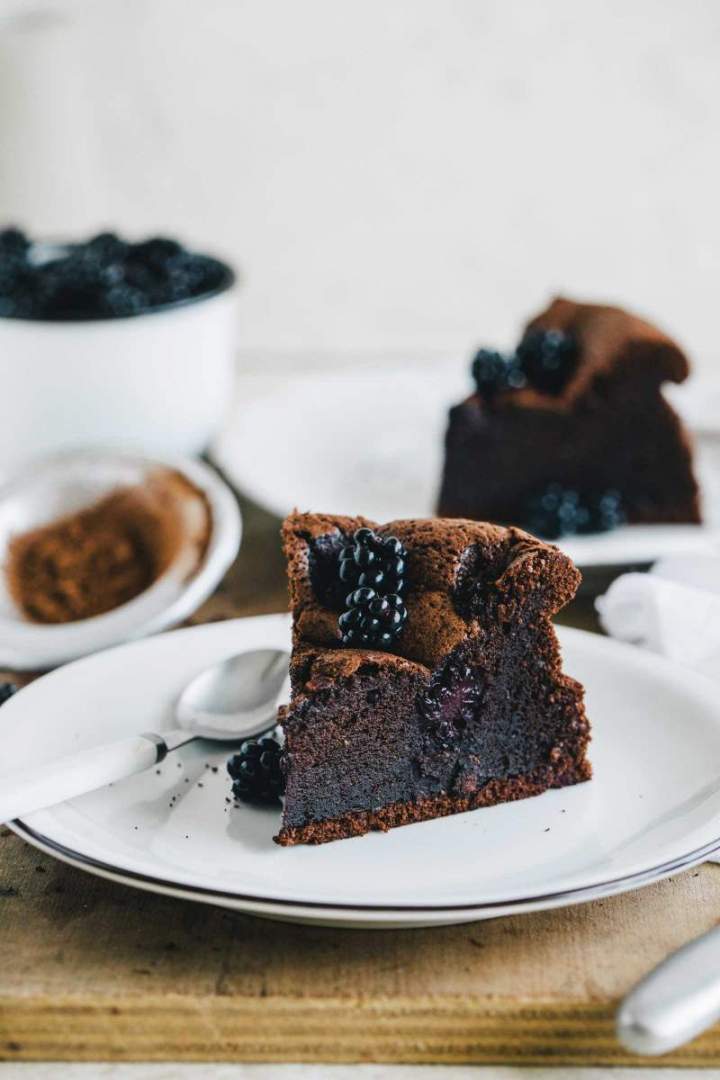 Chocolate cake with blackberries from jernejkitchen.com