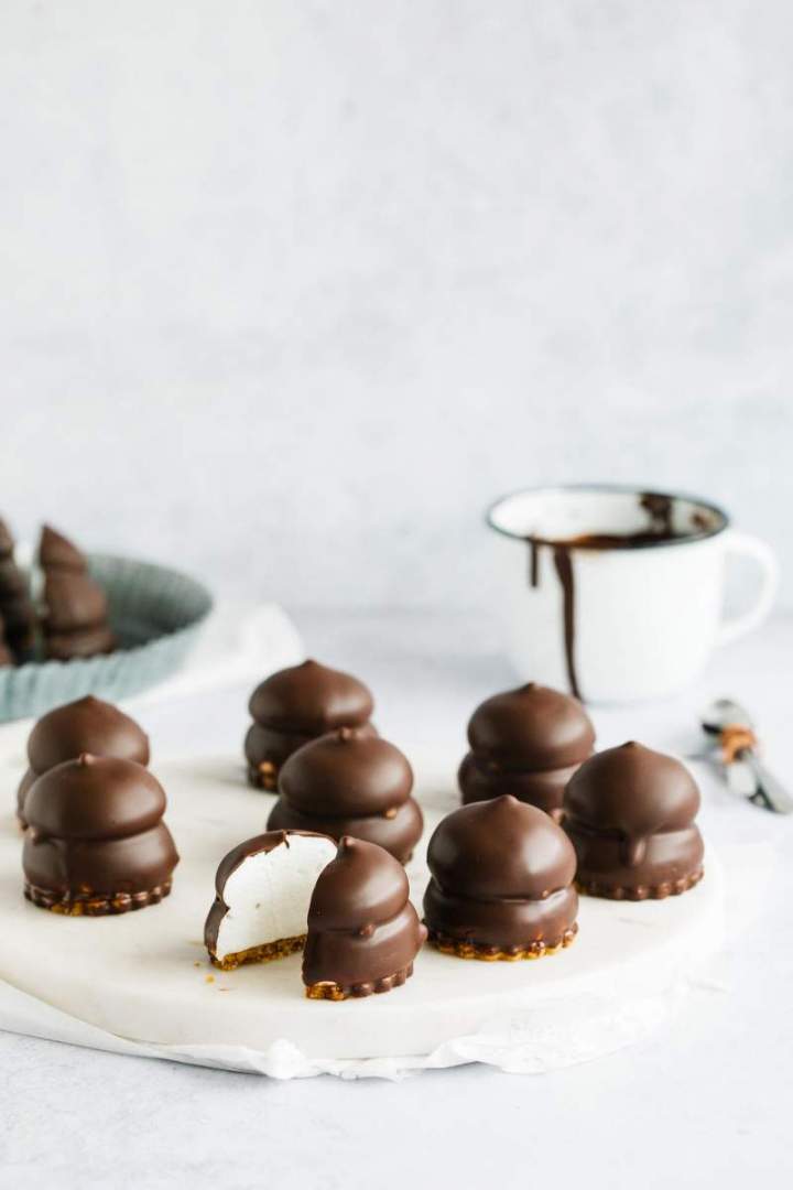 Chocolate covered marshmallow cookies