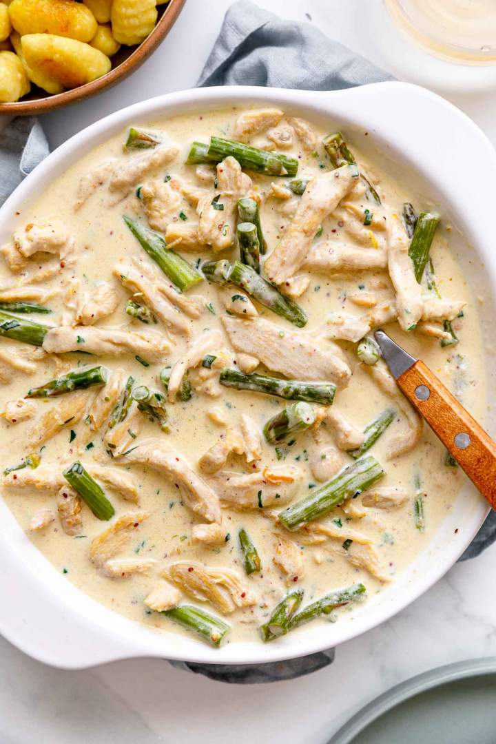 Creamy Chicken with Asparagus