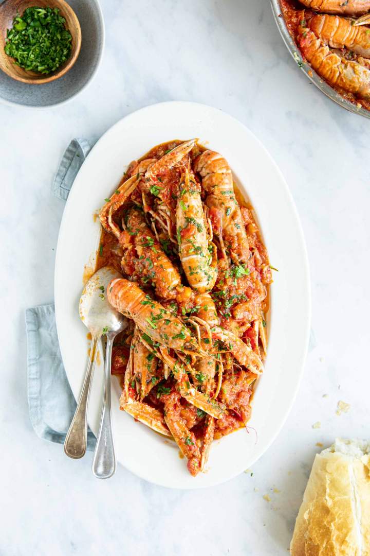 Easy Shrimp Scampi with White Wine Tomato Sauce (Busara sauce)