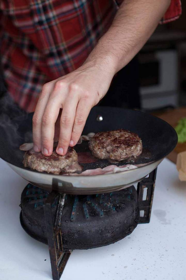 My ultimate favourite burger - cooking beef patties