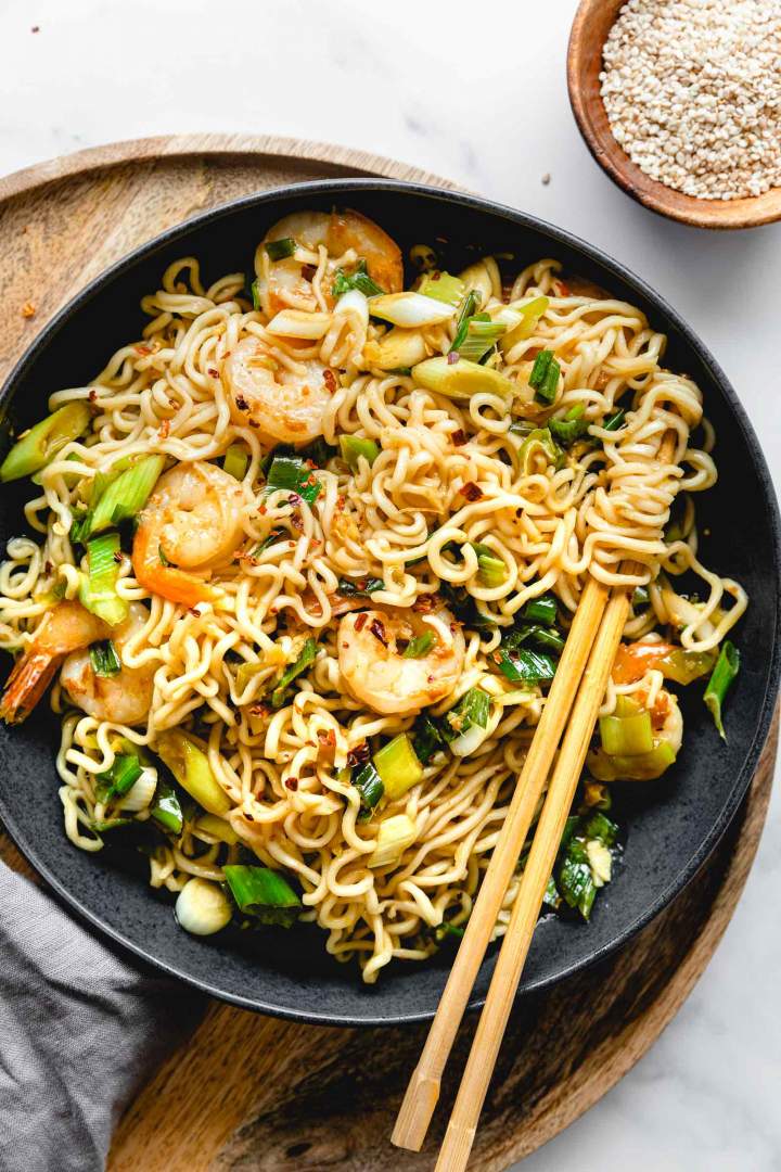 Ginger Scallion Noodles with Shrimp