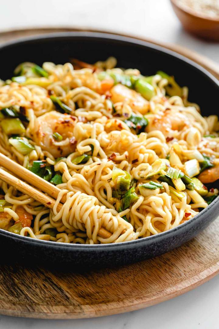 Ginger Scallion Noodles with Shrimp