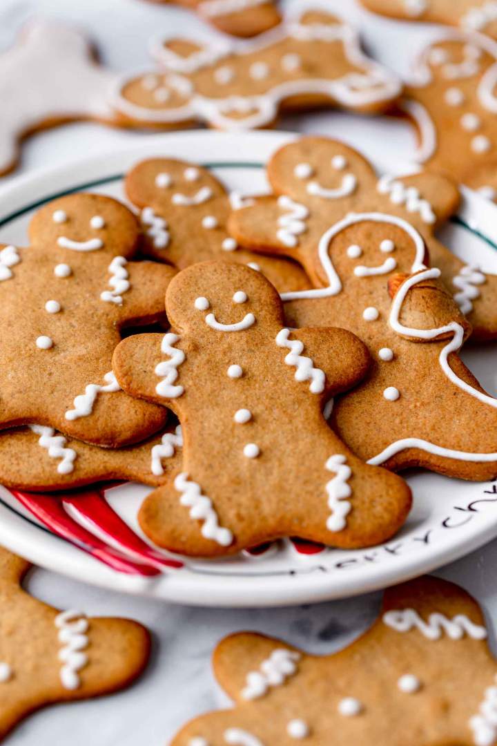 Ingverjevi piškoti (Gingerbread)