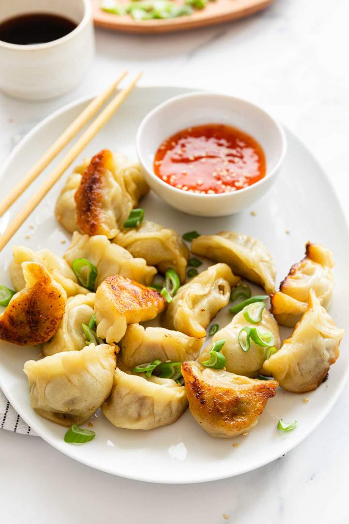 Kitajski cmoki s puranjim mesom (Gyoza)