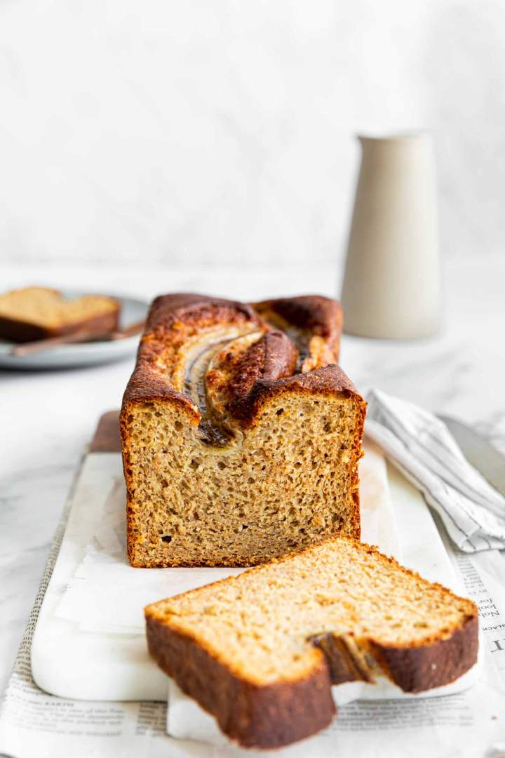 whole wheat banana bread with honey