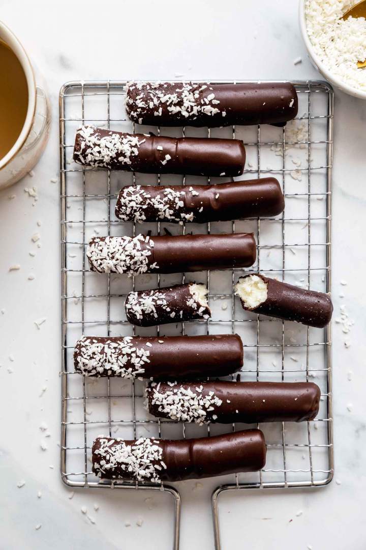 Coconut Chocolate Bars (No-Bake Bounty)