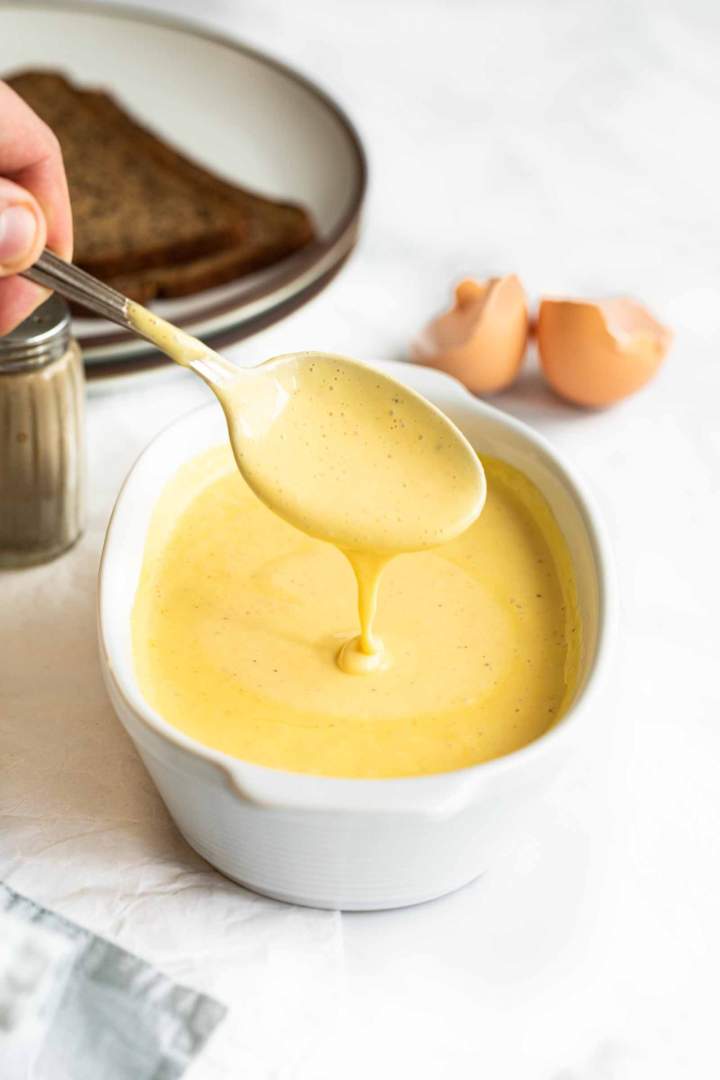 How to make Hollandaise Sauce