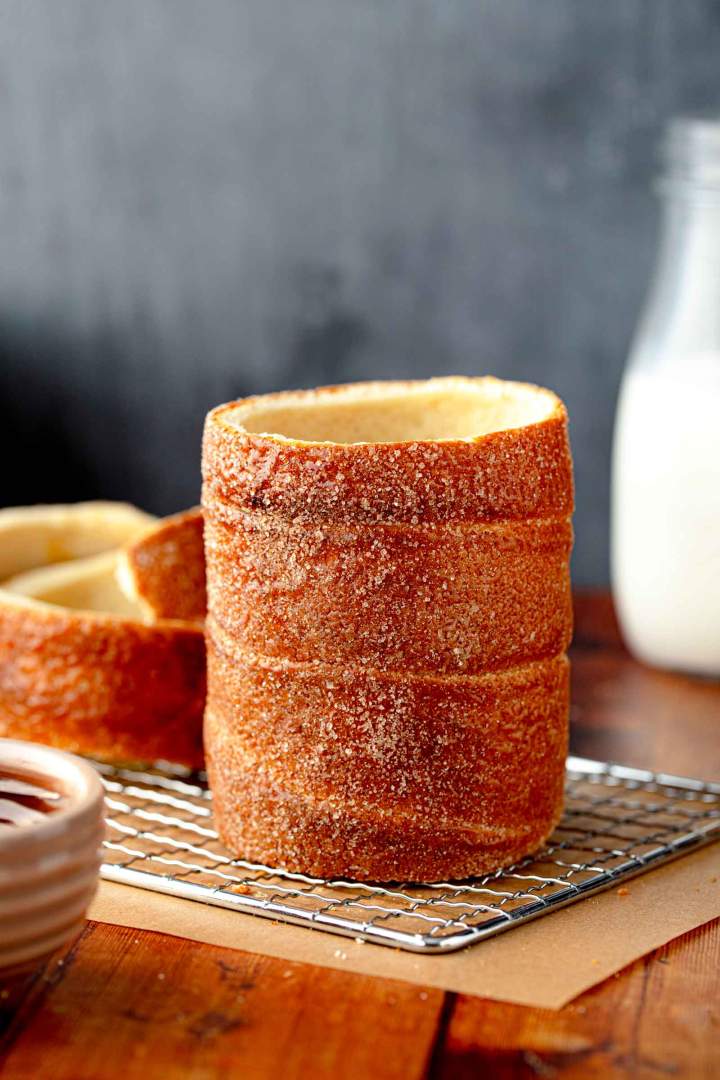 Chimney Cake (Kürtöskalács)