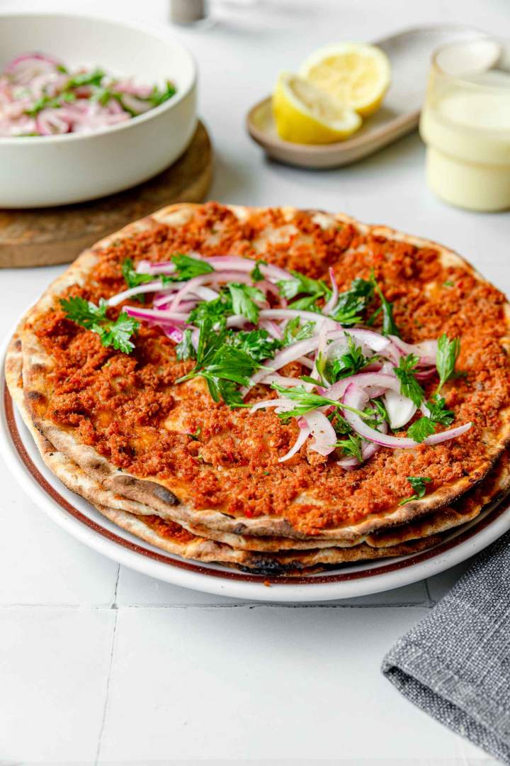 Lahmacun (Turkish Pizza)