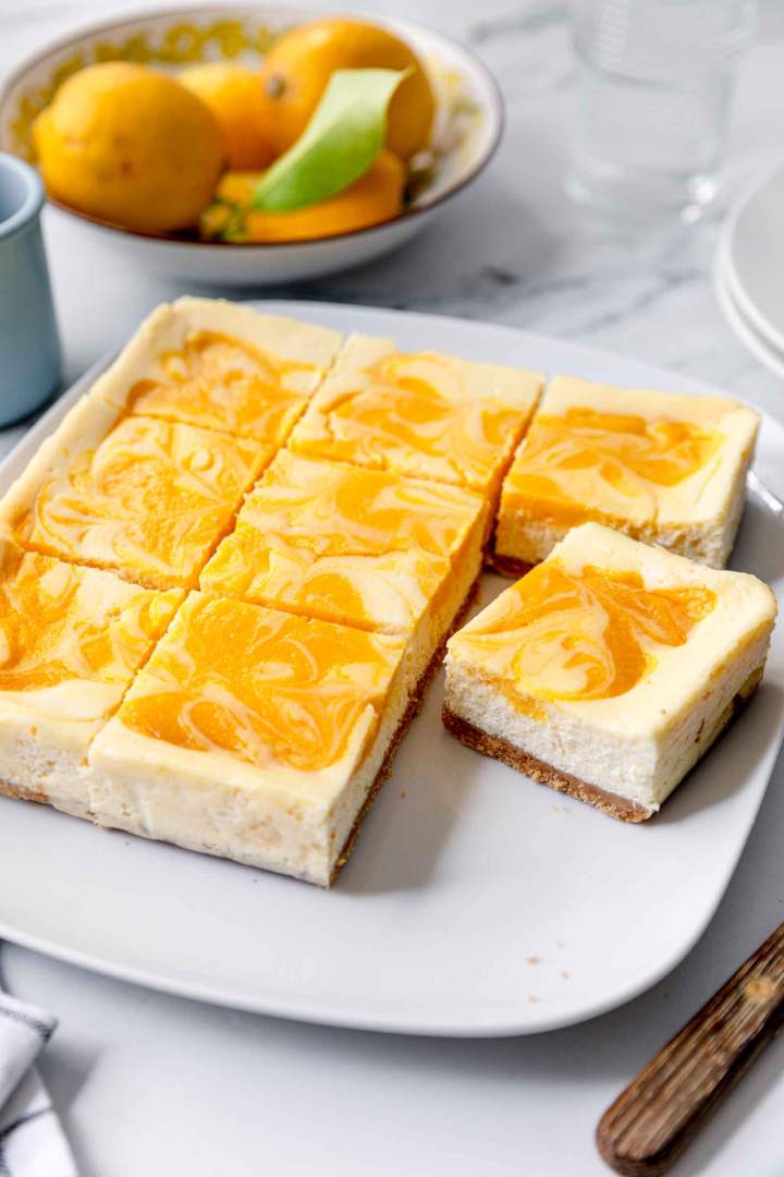 Lemon Cheesecake Bars