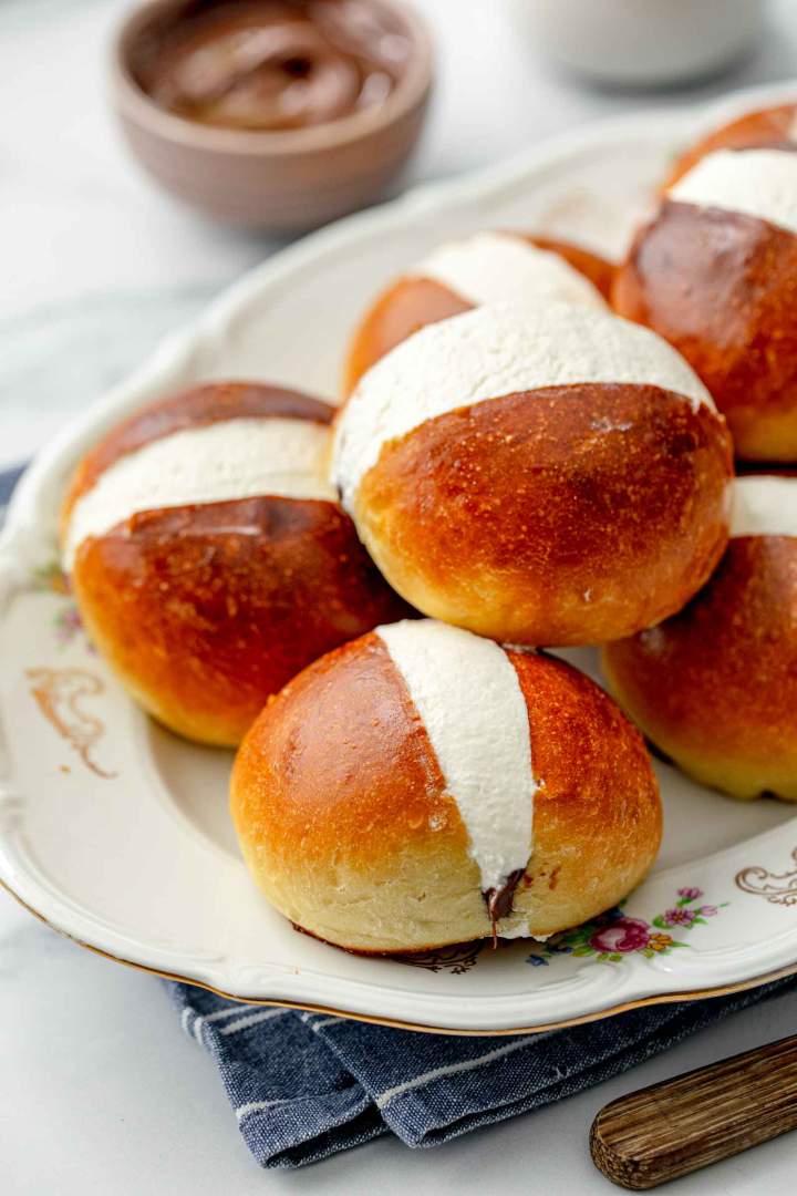 Maritozzi (Roman Pastry)