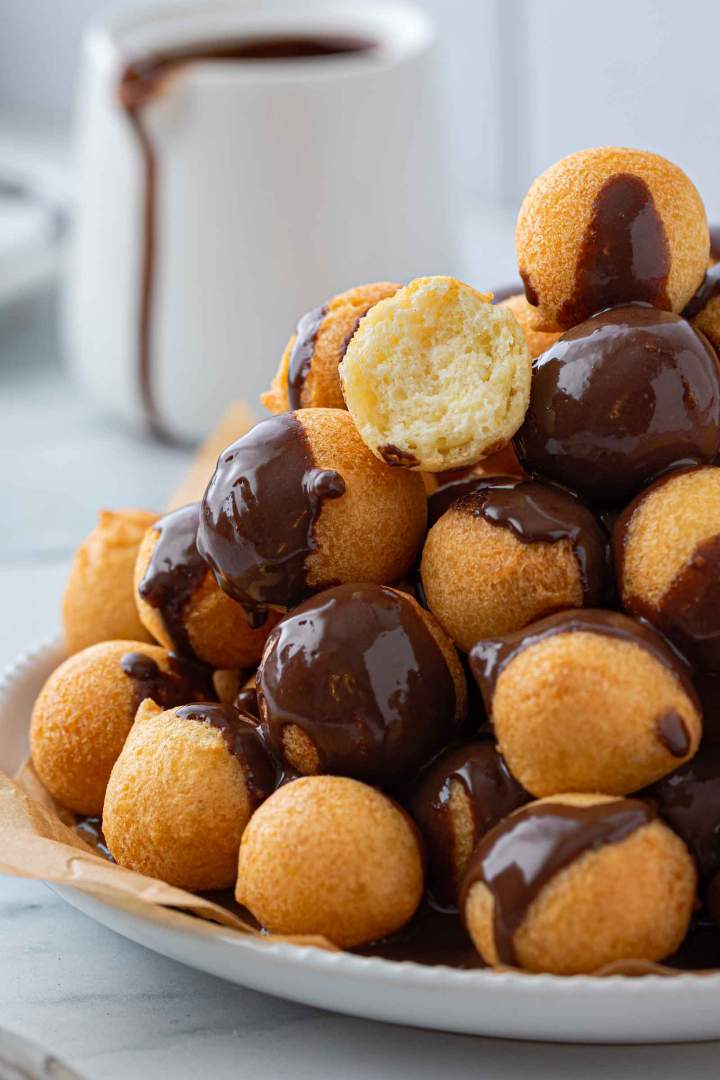 Hitre miške s čokoladno omako