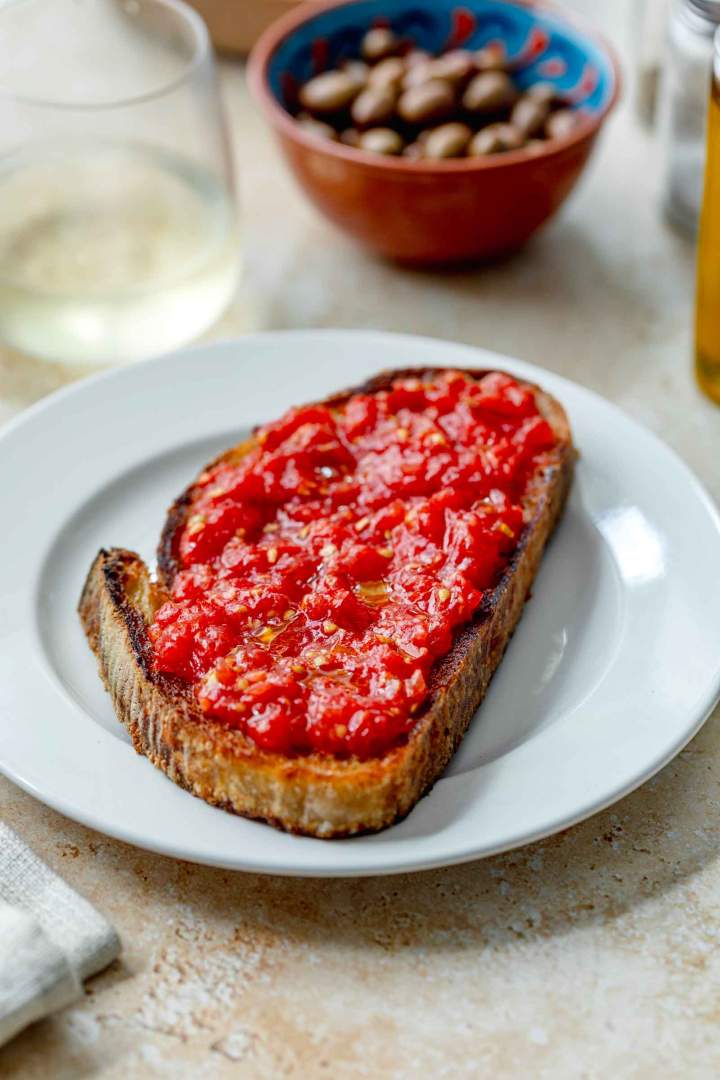 Pan con tomate 