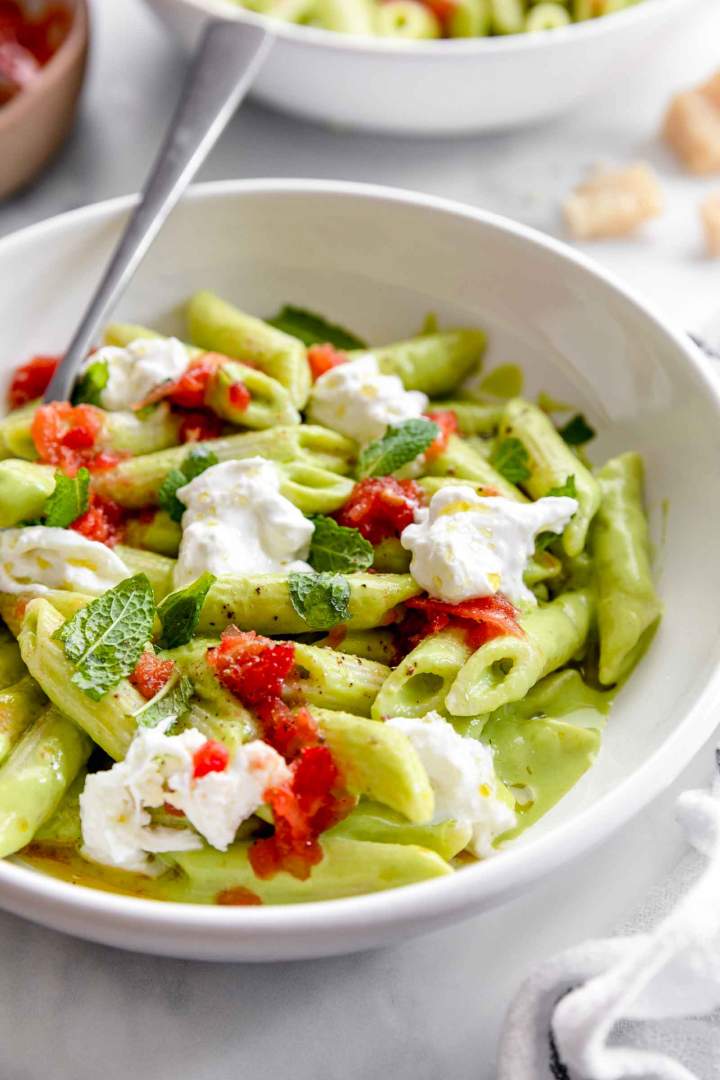 Pea Pesto Pasta with Burrata