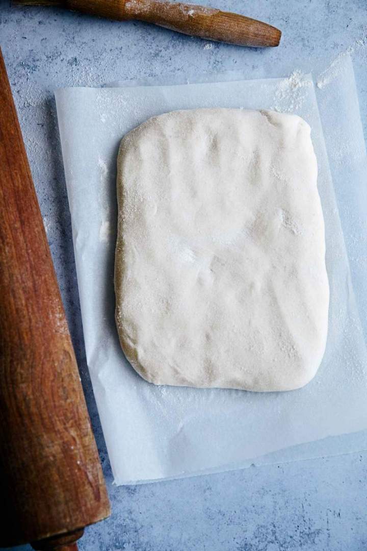 Preprosto vlečeno testo