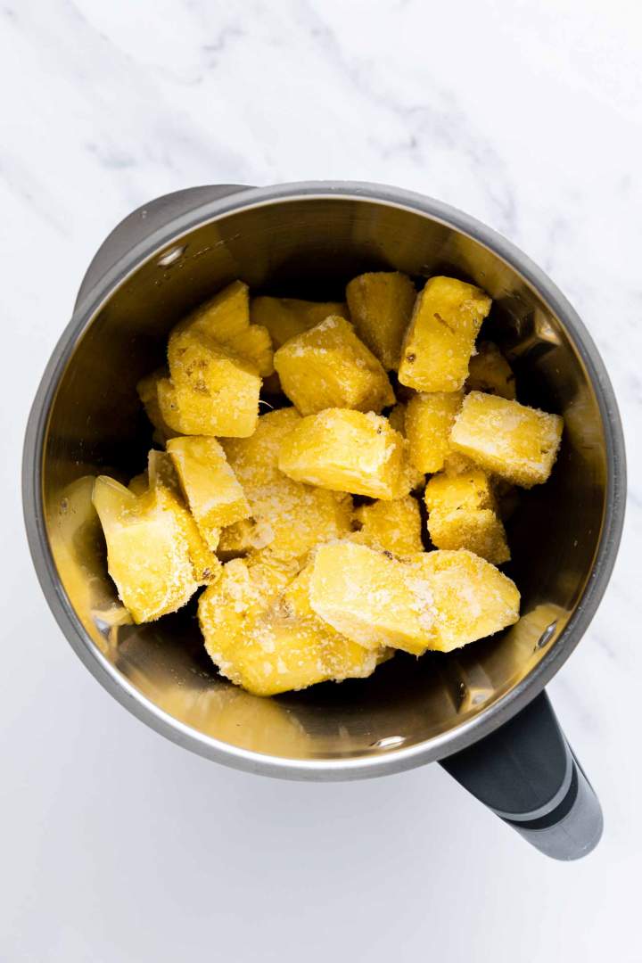 How to make Pineapple sorbet in a blender