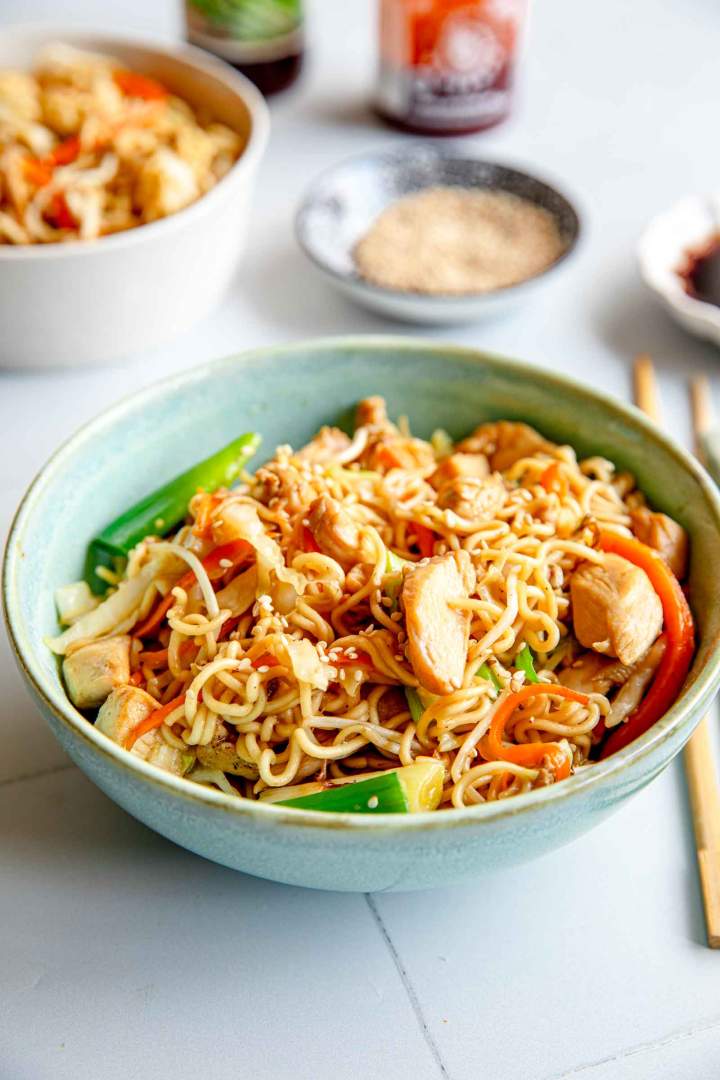  Chicken Chow Mein