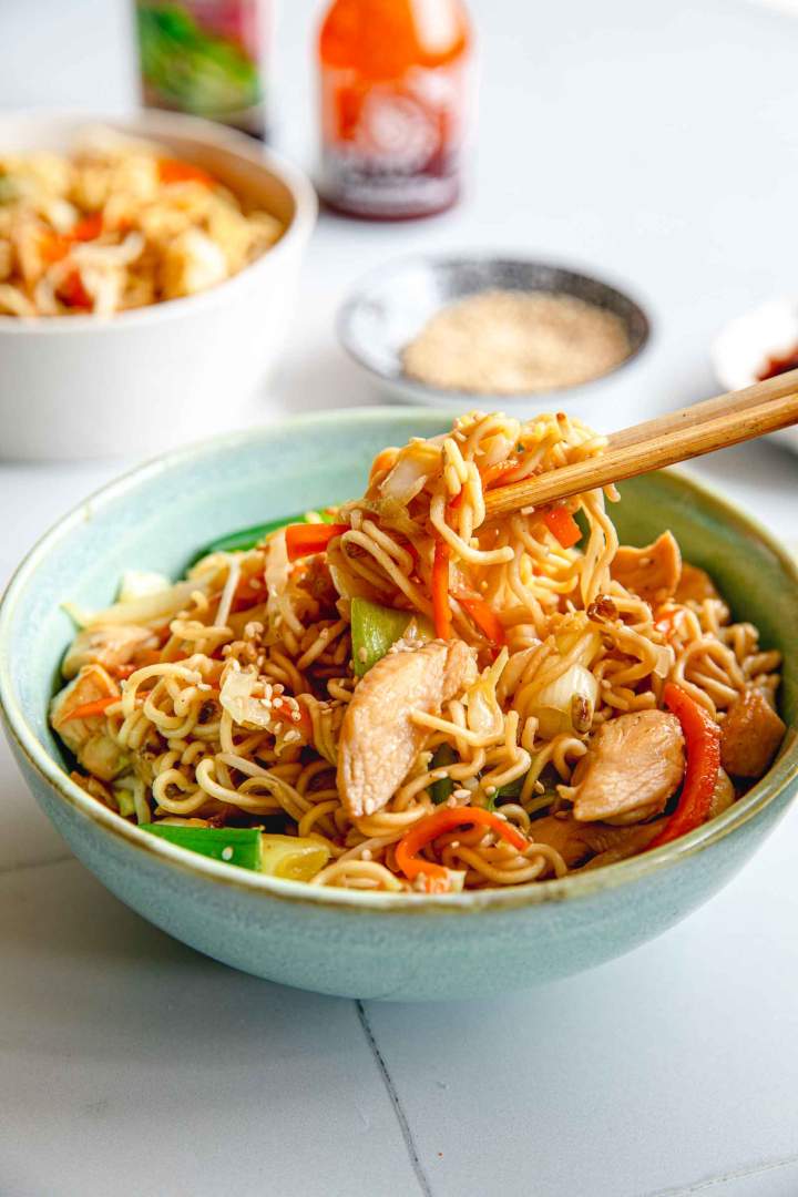  Chicken Chow Mein