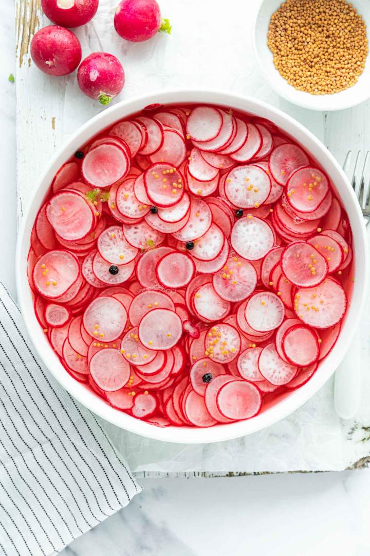Quick Pickled Radishes
