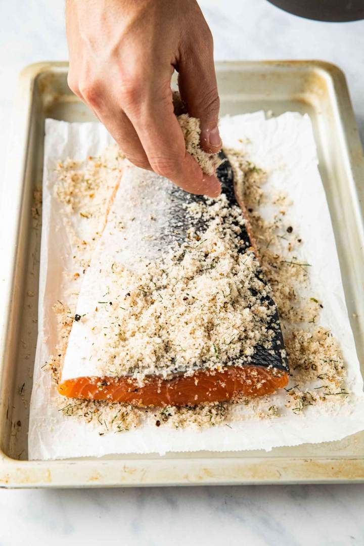 Salmon cured in salt and sugar