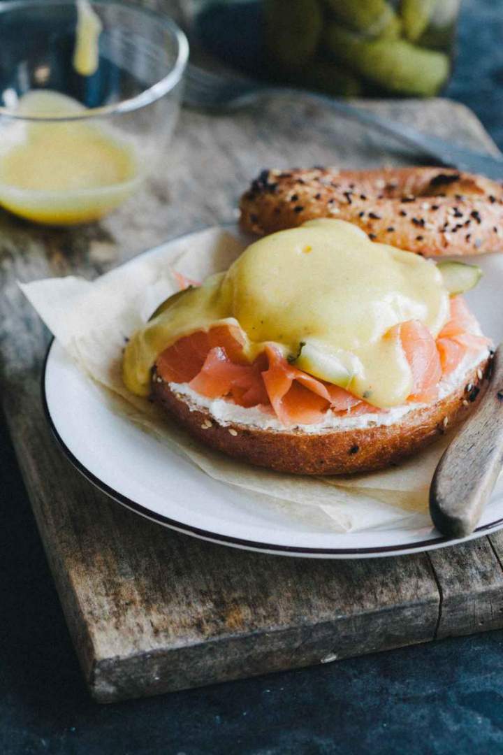 Sandwich with salmon, egg and hollandaise sauce